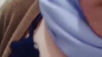 Bokep Abg jilbab cantik imut sange sodok pake botol pewangi 04